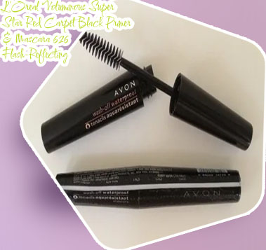 Flash reflecting black mascara